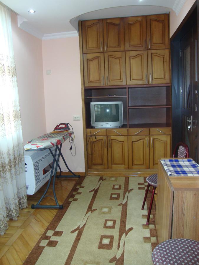 Apartament Madona'S House Batumi Zewnętrze zdjęcie