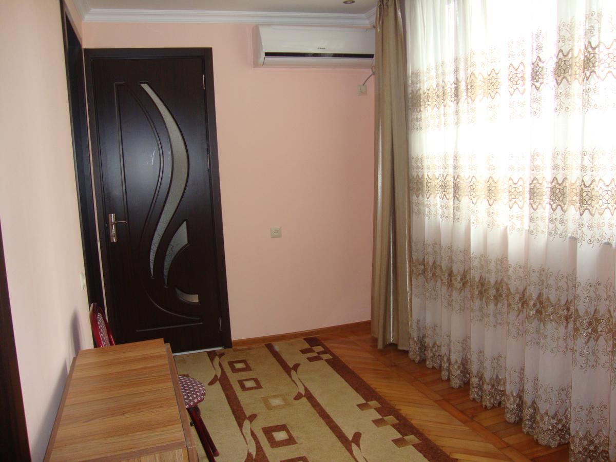 Apartament Madona'S House Batumi Zewnętrze zdjęcie